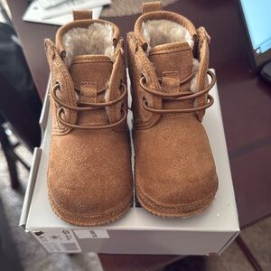 Baby Neumel Ugg